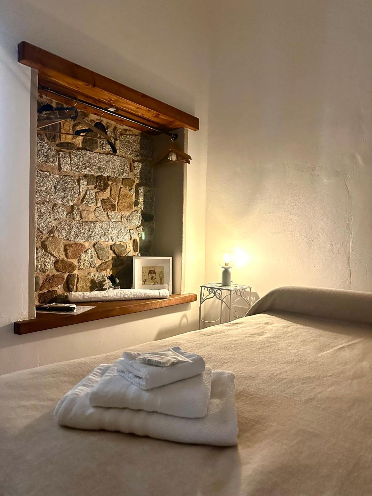 Borgo Dei Centenari Orgosolo Εξωτερικό φωτογραφία